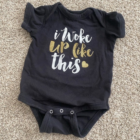 Baby girl I woke up like this bodysuit onesie size 6 months - Picture 3 of 4